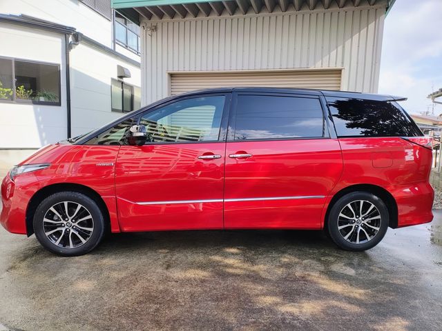 ESTIMA HYBRID 4WD