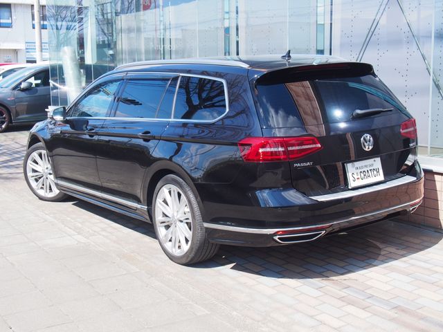 VOLKSWAGEN PASSAT VARIANT