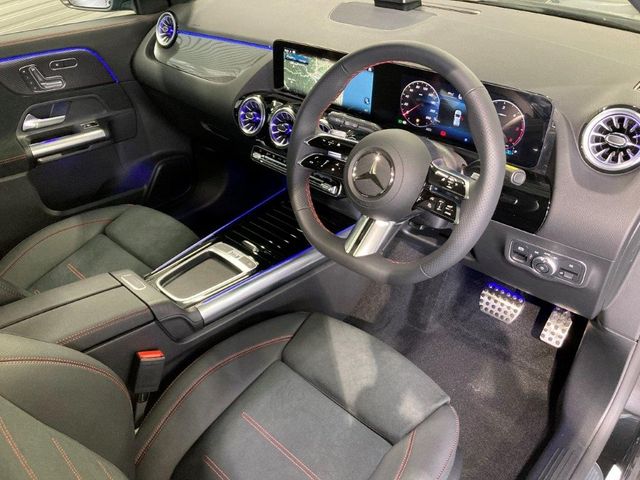MERCEDES BENZ GLA class