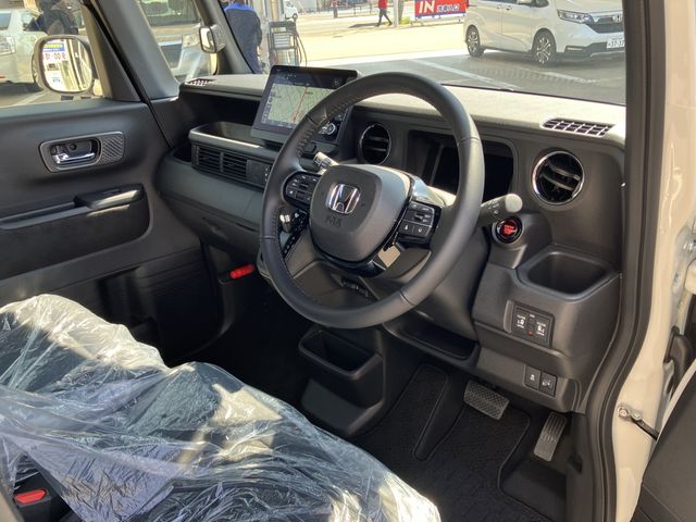 N-BOX CUSTOM