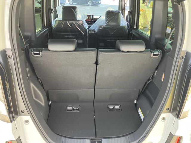 N-BOX CUSTOM