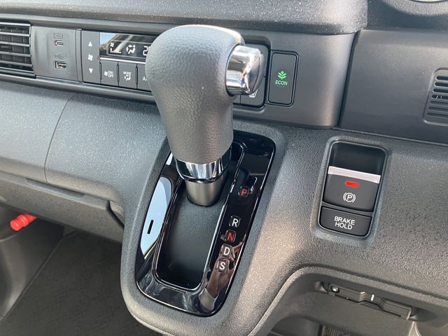 N-BOX CUSTOM