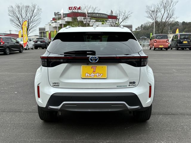 YARIS CROSS HYBRID