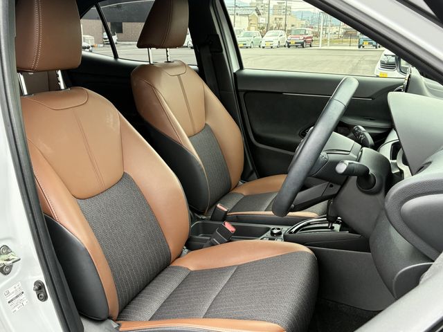 YARIS CROSS HYBRID