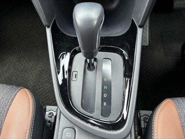 YARIS CROSS HYBRID