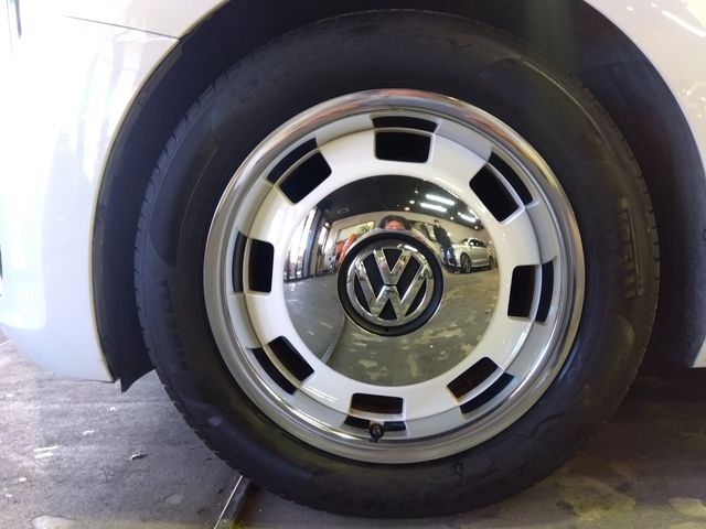 VOLKSWAGEN The BEETLE