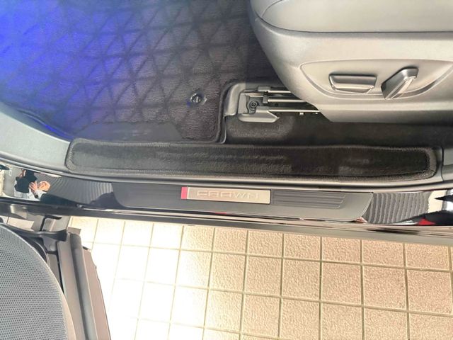CROWN SPORT