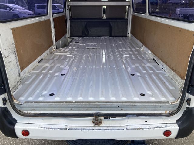 DUTRO Route Van