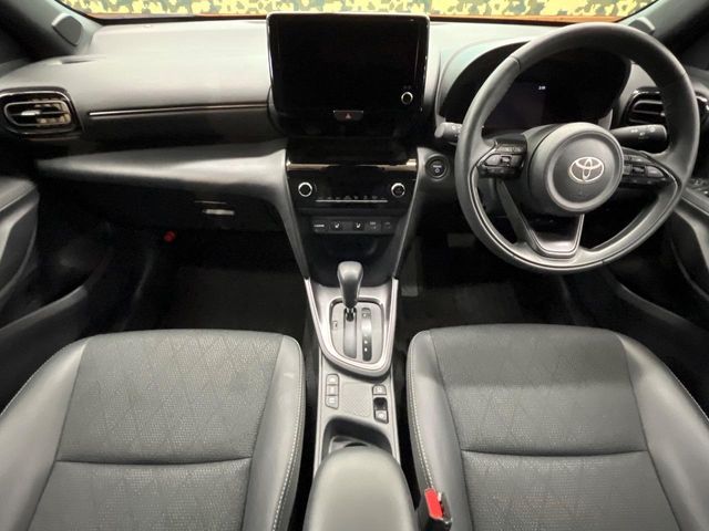 YARIS CROSS HYBRID