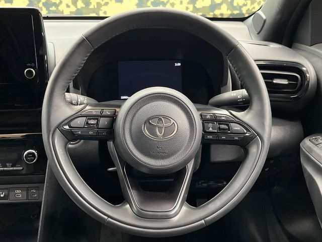 YARIS CROSS HYBRID