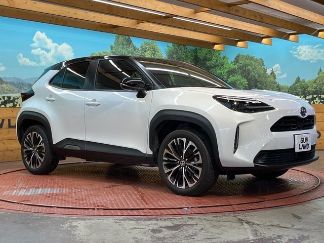 YARIS CROSS HYBRID