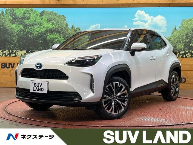 YARIS CROSS HYBRID