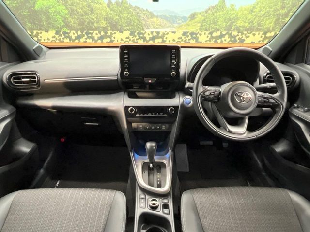 YARIS CROSS HYBRID