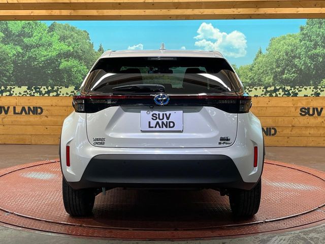 YARIS CROSS HYBRID