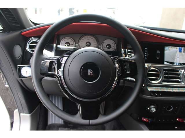 ROLLS-ROYCE open