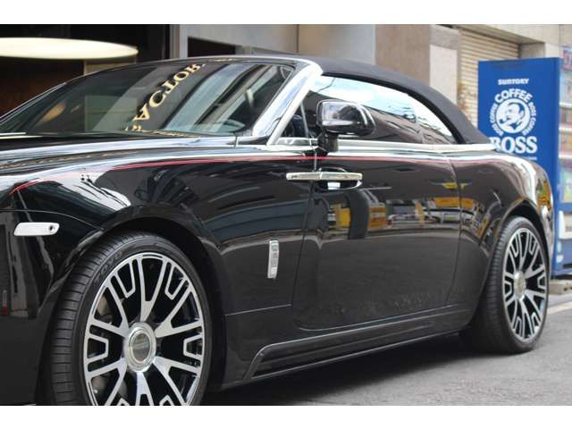 ROLLS-ROYCE open