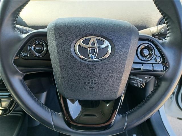 PRIUS 4WD