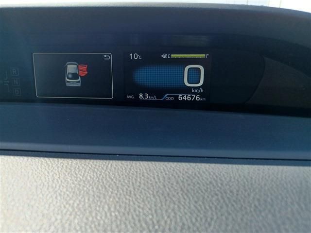 PRIUS 4WD