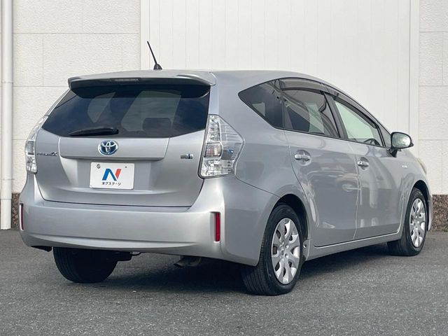 PRIUS Alpha