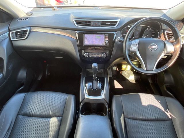X-TRAIL 2WD