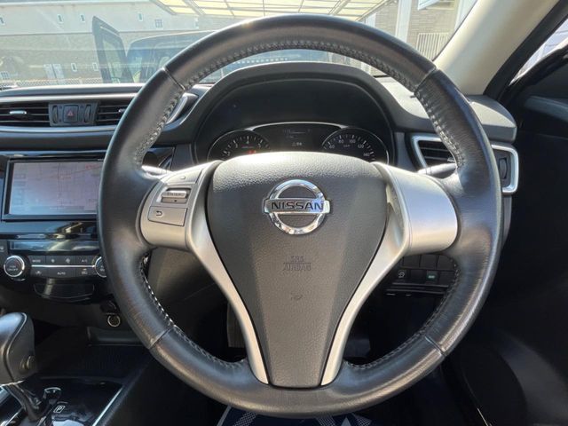 X-TRAIL 2WD