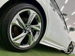 CROWN sedan hybrid
