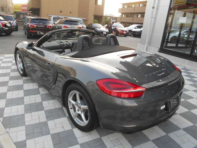 PORSCHE BOXSTER