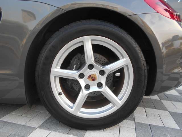 PORSCHE BOXSTER