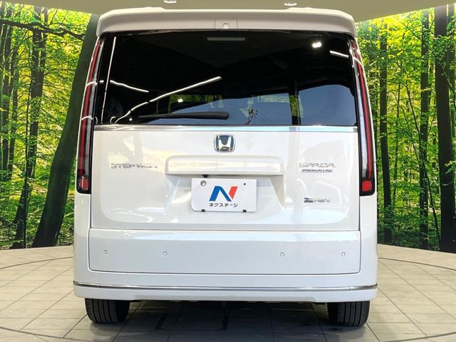 STEPWAGON e:HEV SPADA