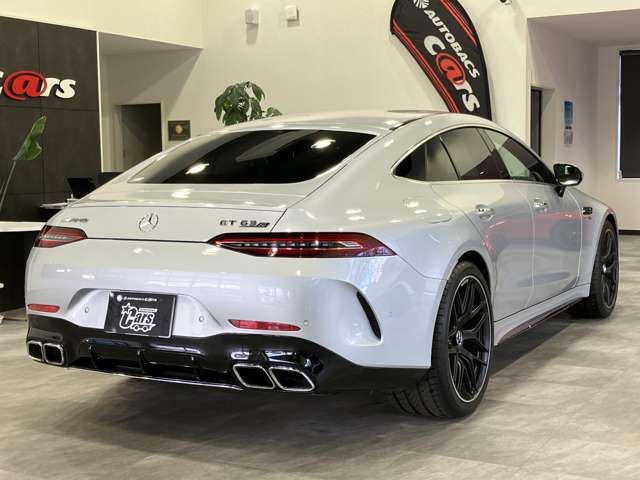 MERCEDES AMG GT 4D coupe
