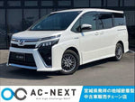 VOXY HYBRID