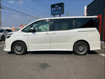 VOXY HYBRID