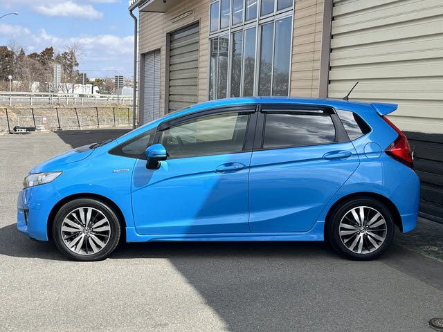 FIT HYBRID