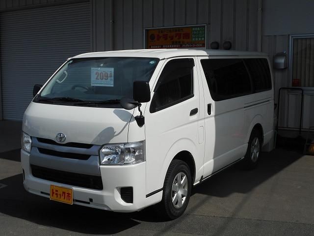 HIACE van 4WD