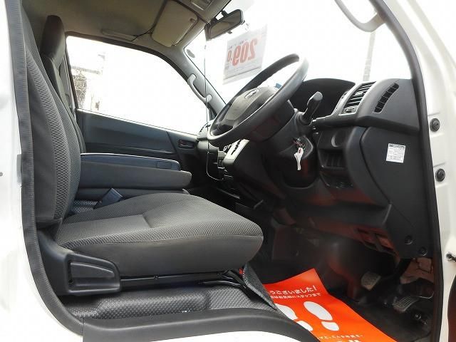 HIACE van 4WD