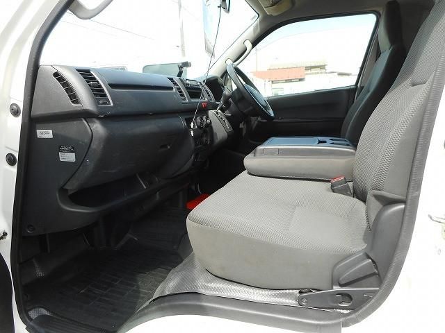 HIACE van 4WD