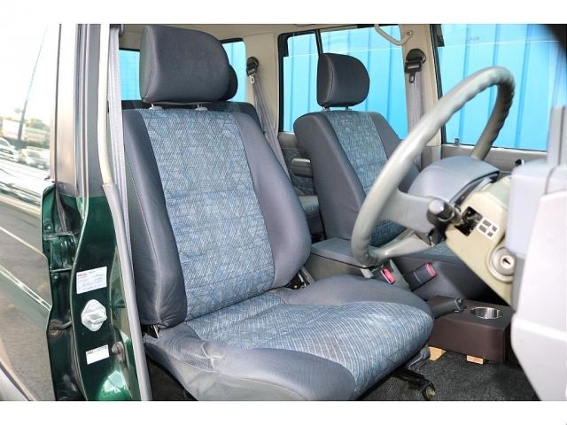 LANDCRUISER van