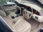 JAGUAR XJseries sedan