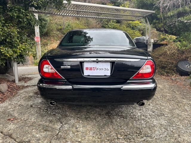 JAGUAR XJseries sedan