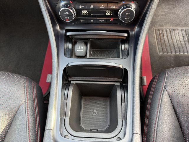 MERCEDES BENZ CLA class