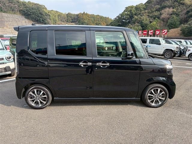 N-BOX CUSTOM