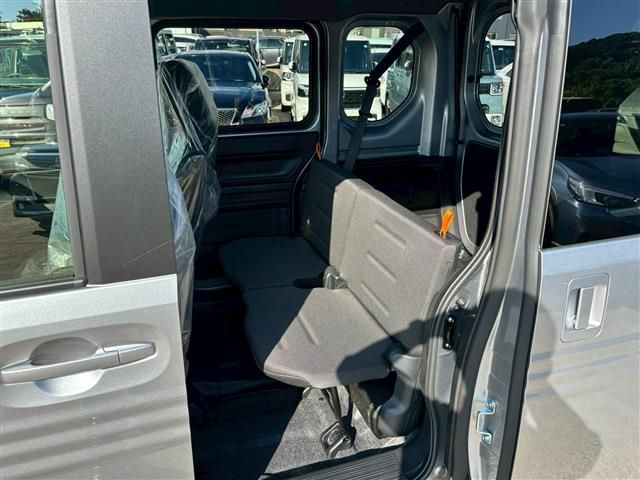 N-VAN