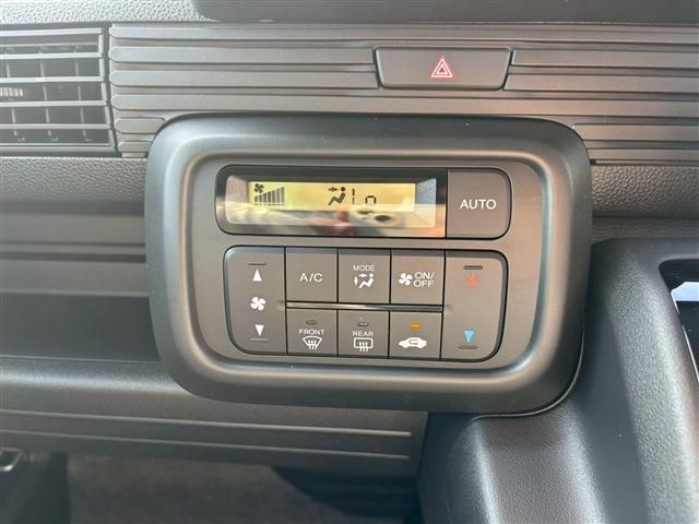N-VAN