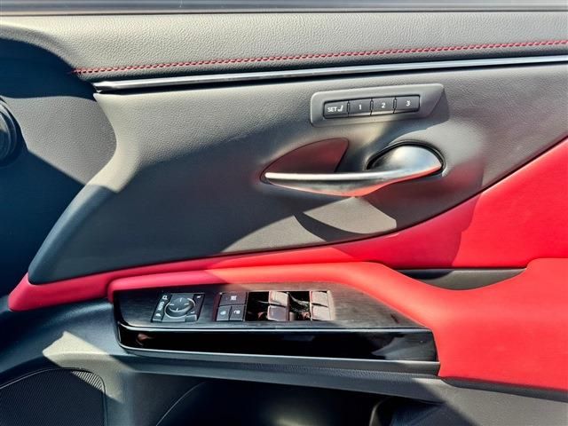LEXUS ES300h