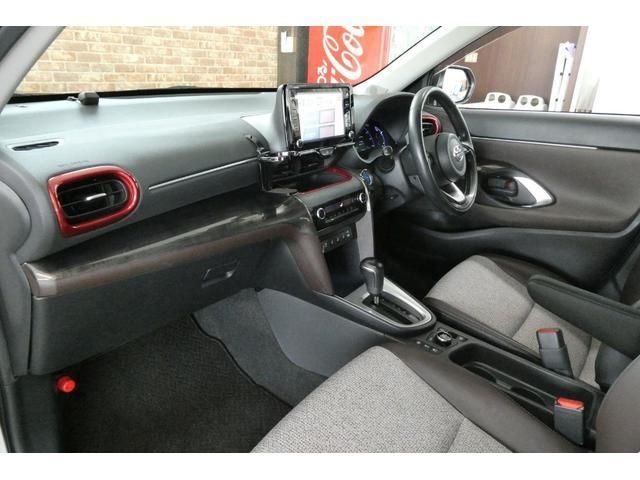 YARIS CROSS HYBRID