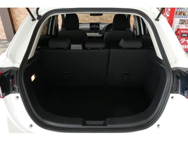 MAZDA2