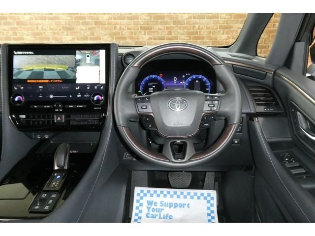 ALPHARD hybrid 4WD