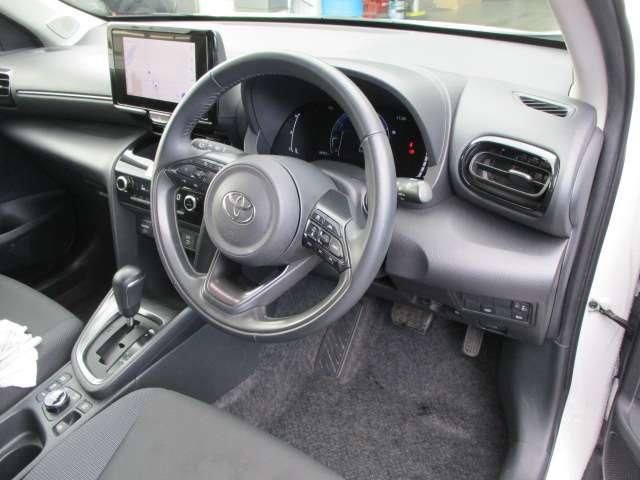 YARIS CROSS