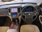 CROWN sedan