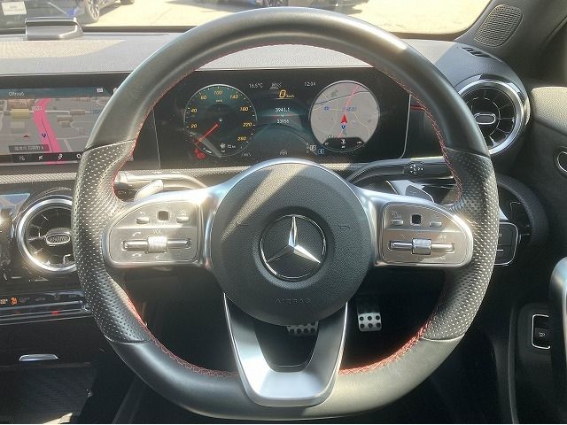 MERCEDES BENZ A class sedan